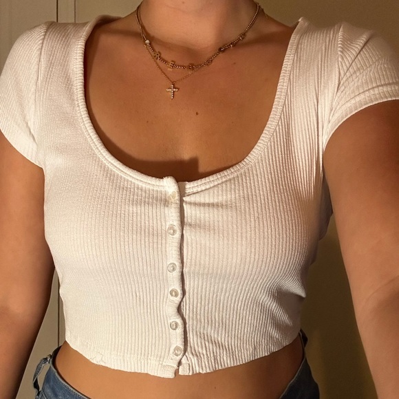 H&M Cropped Babydoll Tee - Picture 1 of 2
